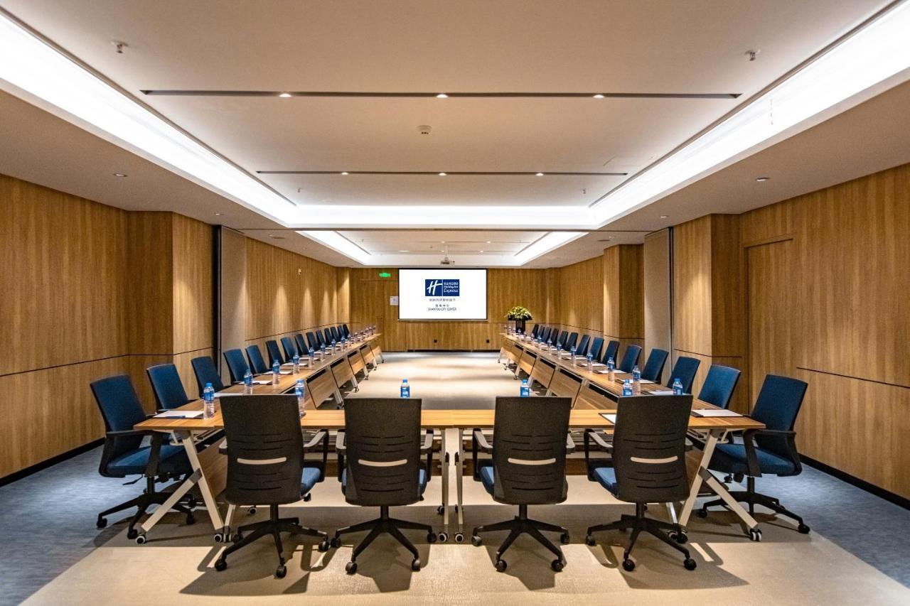 Holiday Inn Express Shantou City Center By Ihg Exterior foto